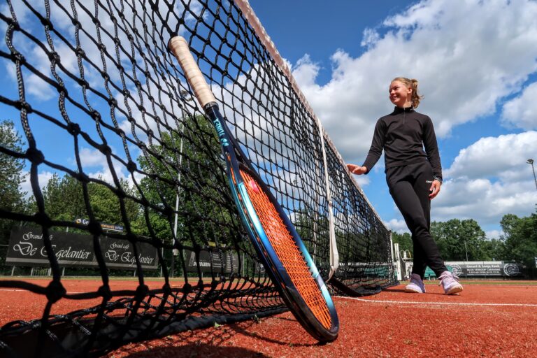 Tennisster Kris Rewinkel maakt zich op voor de eredivisie